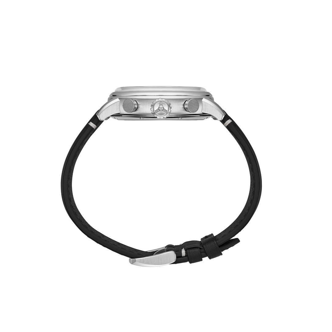 Chopard - Mille Miglia Classic Chronograph mit der Referenz 168619-3005 besteht aus Edelstahl. Der Durchmesser beträgt 40,5 mm. Im Inneren der Armbanduhr ist ein Automatikwerk verbaut. Die Uhr hat eine Gangreserve von 54 Stunden und ist Wasserdicht bis 50 m. mit schwarzem Lederband