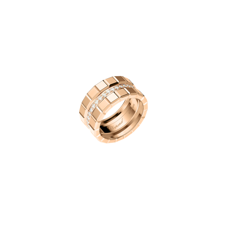 Chopard Ring Ice Cube 827004-1010 aus Roségold. Der Ring ist mittig mit einer Diamantreihe ausgefasst 