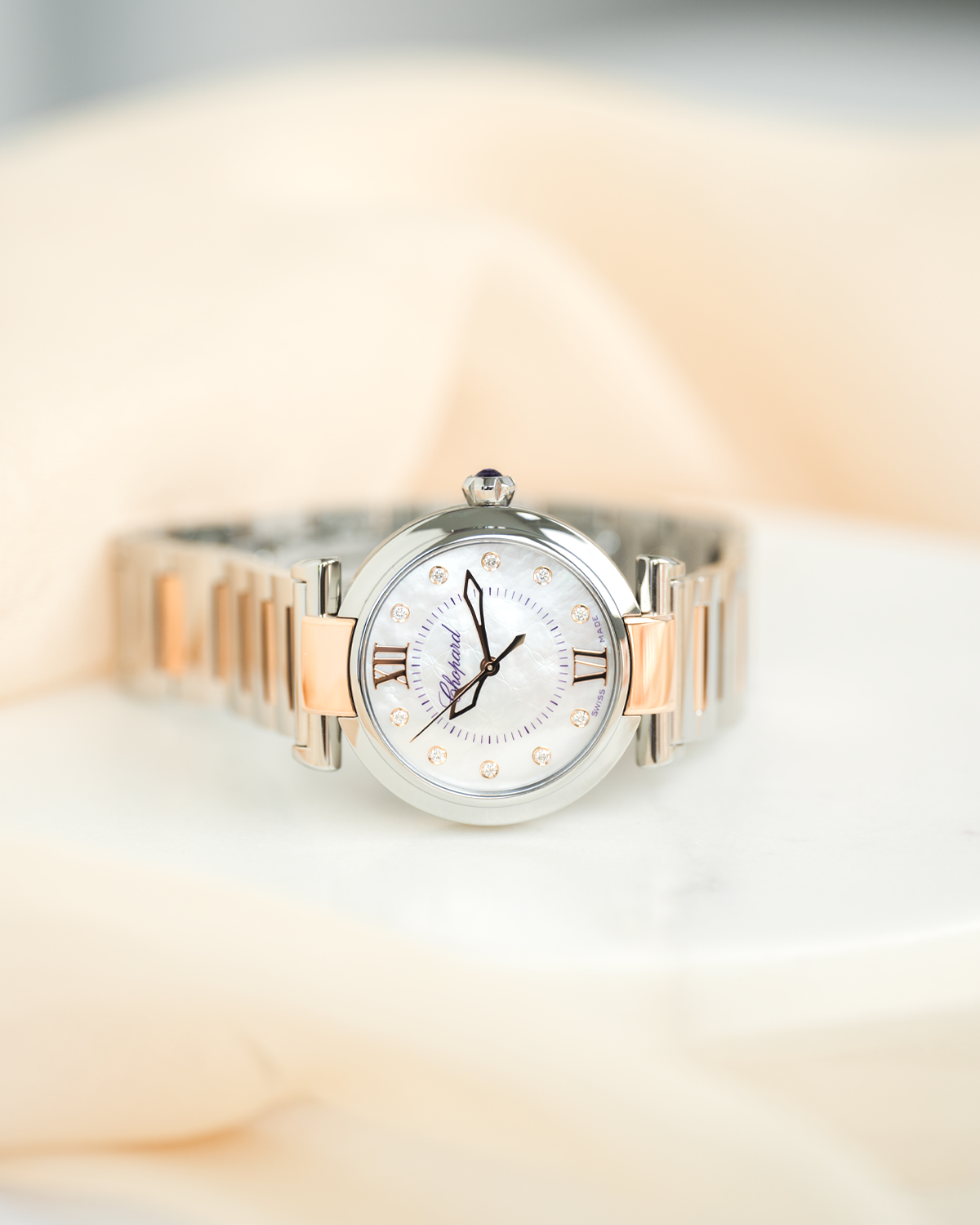 Elegante Damenuhren für Abendgalas und Diamanten.