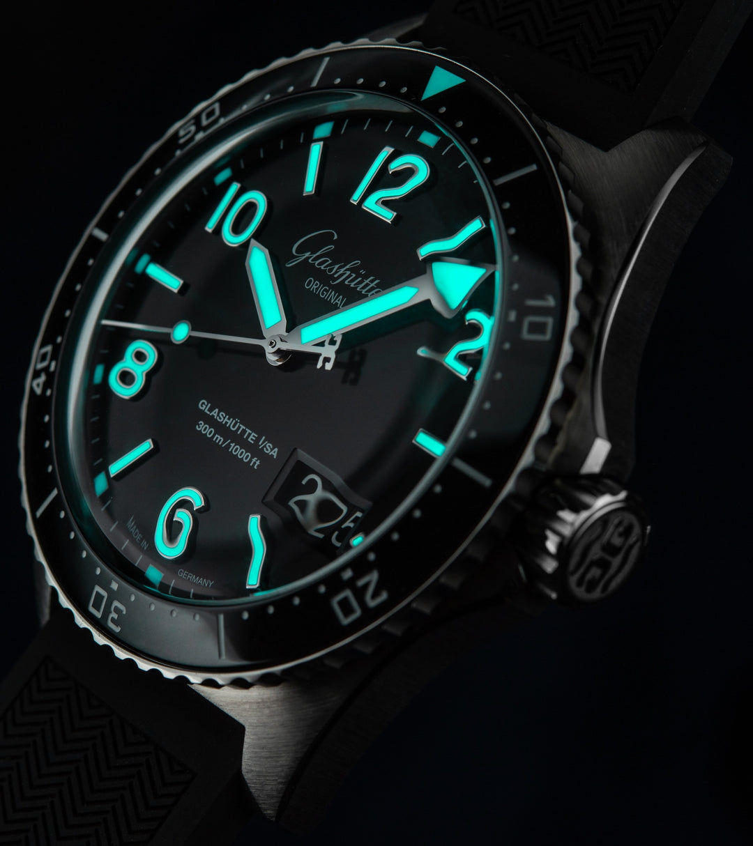 Glashütte Original - SeaQ Panoramadatum - 1-36-13-01-80-33 – Automatikwerk – schwarz - 43,20 mm - Herrenuhr mit SuperLUmiNova