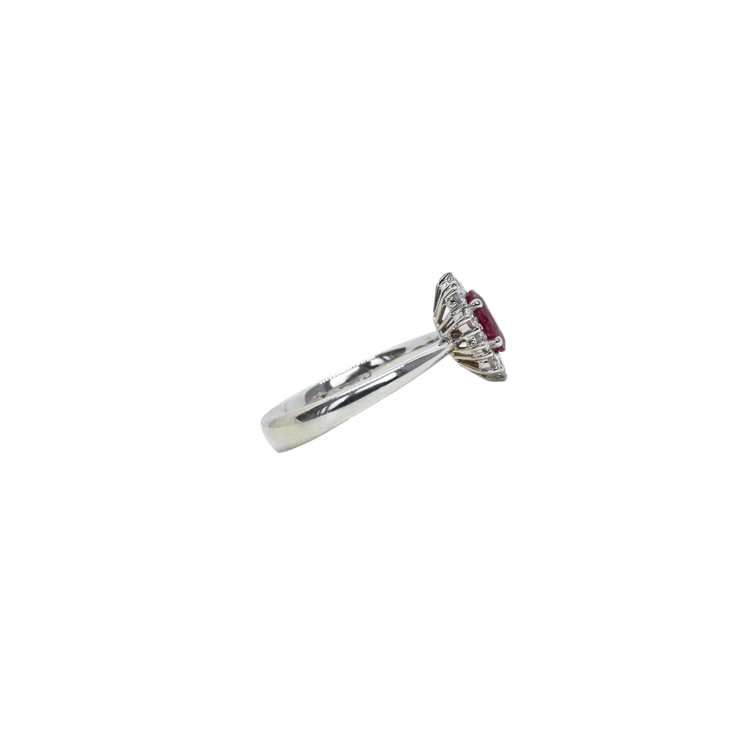 Krebber - Ring Rubin – 234-5029-6-4 – Weißgold – Diamanten und Rubin - Damenring bei Juwelier Krebber in Mönchengladbach