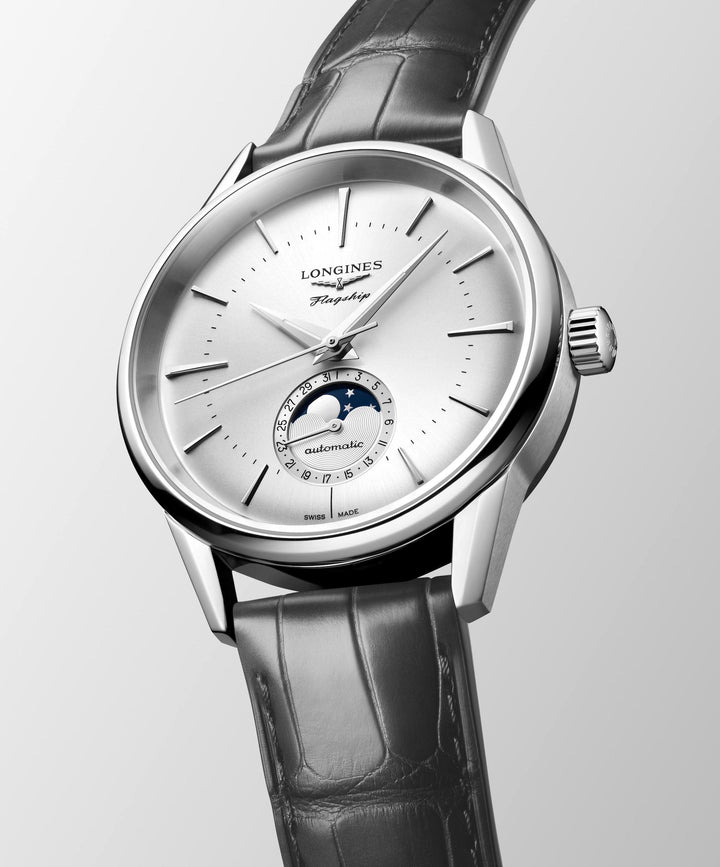 Longines Flagship Heritage mit der Referenz L4.815.4.72.2 mit Lederband