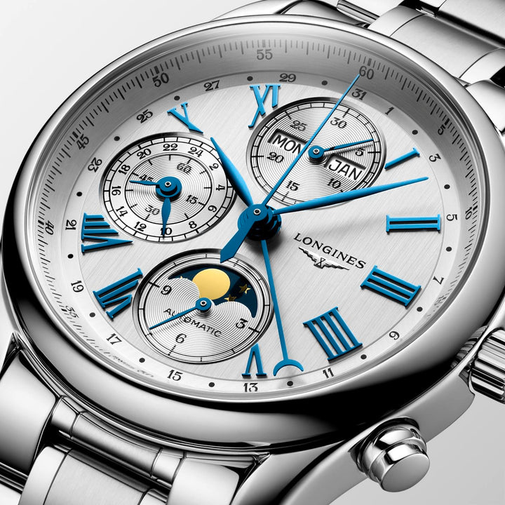 Longines - Master Collection mit der Referenz L2.673.4.71.6 oder L2.773.4.71.6 besteht aus Edelstahl mit blauen Zeigern und Indizes