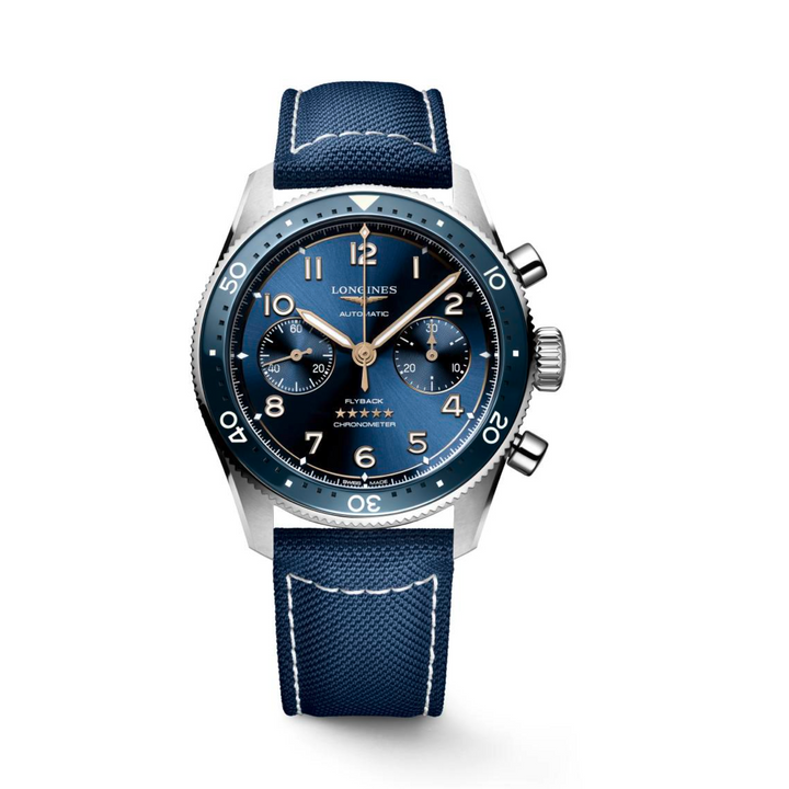 Longines Spirit Flyback mit der Referenz L3.821.4.93.2 besteht aus Edelstahl und Keramik.