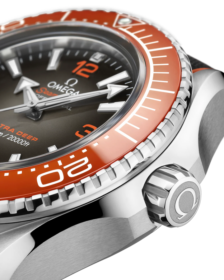 OMEGA - Seamaster Planet Ocean 6000M Ultra Deep - 215.32.46.21.06.001 – Automatikwerk – grau, orange - 45,5 mm - Herrenuhr in orange