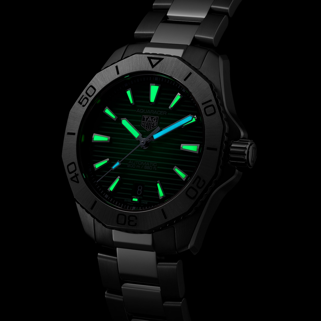 TAG Heuer - Aquaracer Professional 200 Date mit der Referenz WBP2115.BA0627 Herrenuhr mit Leuchtmasse
