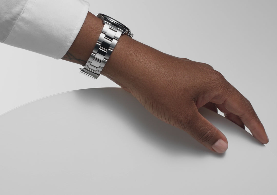 NOMOS Glashütte - Club Sport neomatik polar mit der Referenz 747