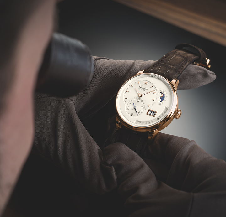 Glashütte Original - PanoMaticCalendar 1-92-09-02-05-02-8