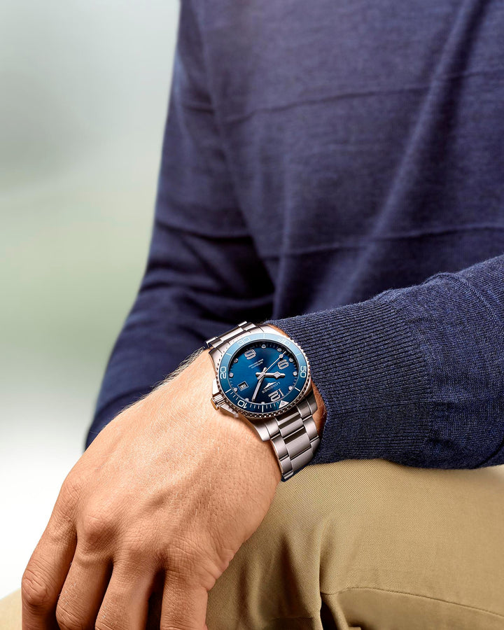 Hydroconquest blaue Herrenuhr aus Edelstahl