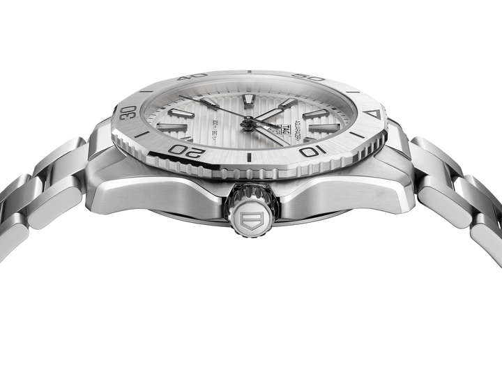 TAG HEUER Aquaracer Herrenuhr in weiß