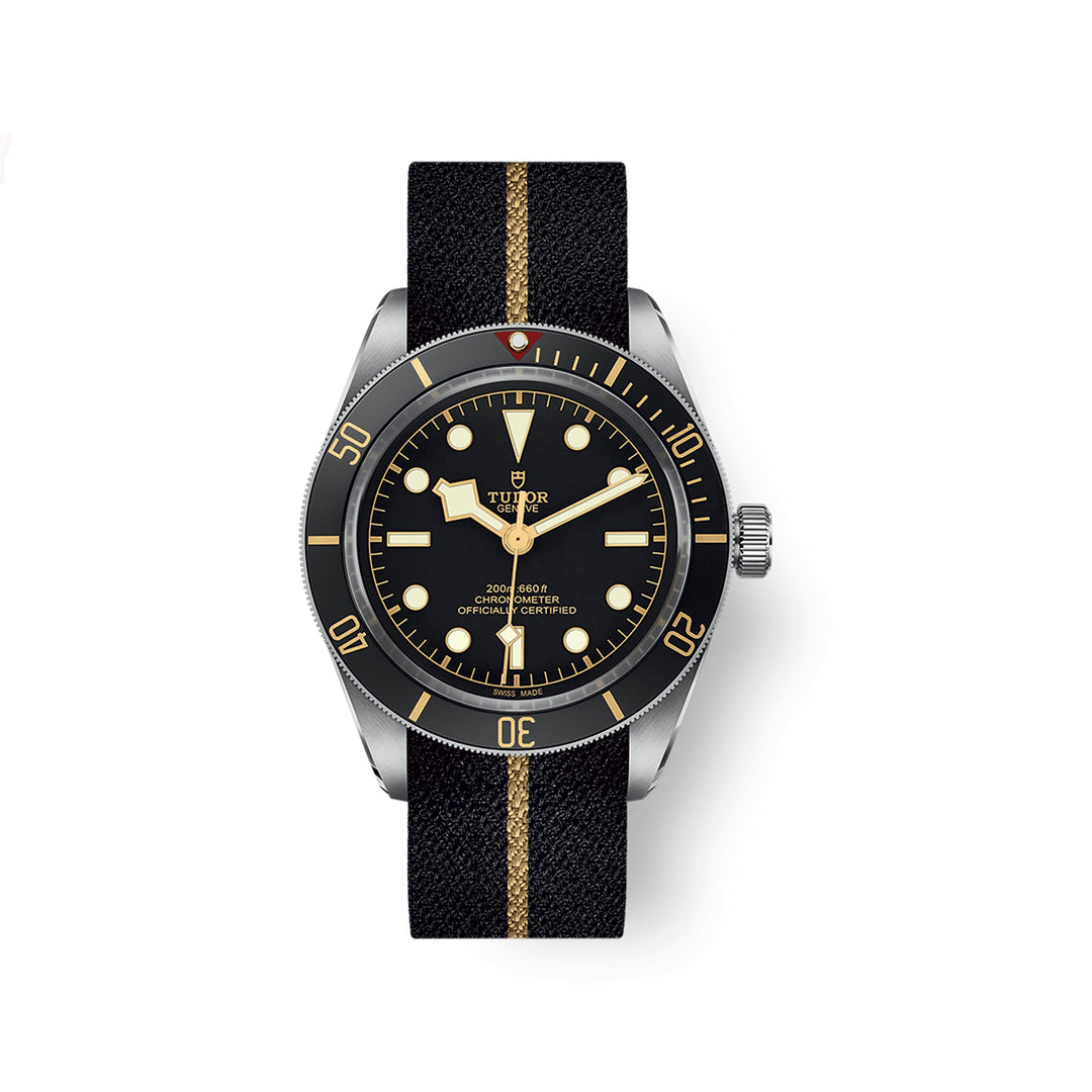 TUDOR Black Bay mit Textilband