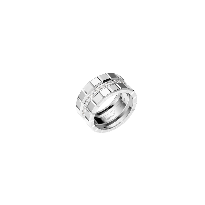 Chopard Ring Ice Cube 827004-1040 aus Weißgold. Der Ring ist mittig mit einer Brillantreihe ausgefasst