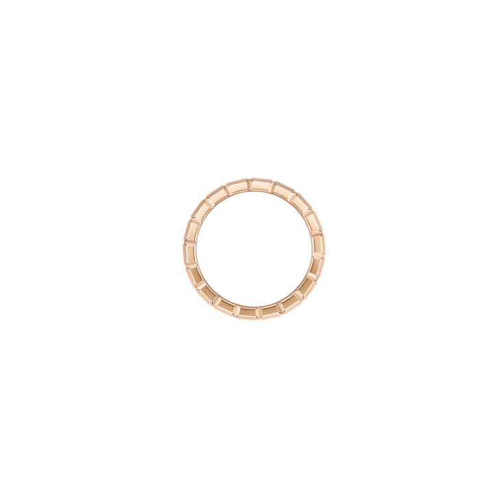 Chopard Ring Ice Cube 827004-1010 aus Roségold. Der Ring ist mittig mit einer Diamantreihe ausgefasst