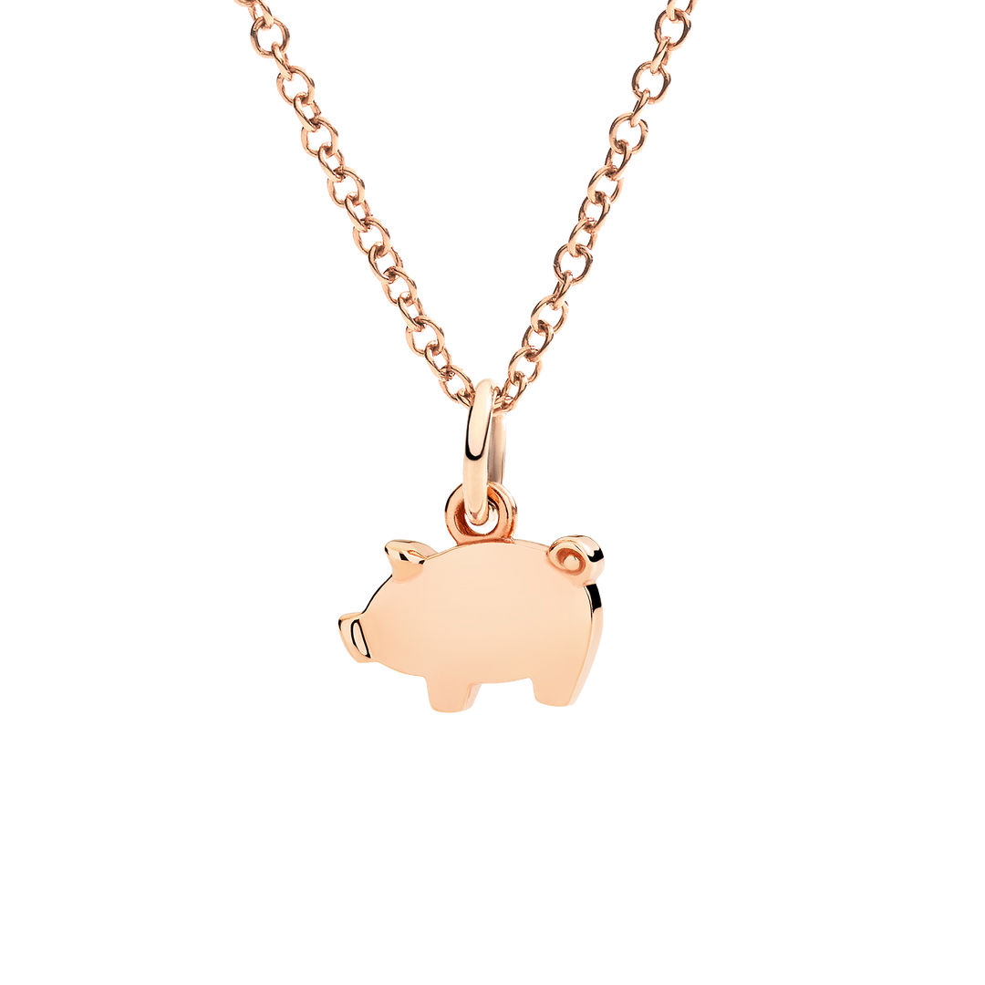 Dodo Charm Schweinchen DMC6001-PIGLE-0009R in Roségold. Tragebeispiel - Kette separat erhältlich.