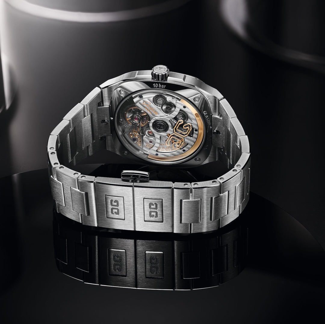 Glashütte Original - 70s Limited Edtion - 1-36-10-04-02-86 – Automatikwerk – schwarz - 39 mm x 39 mm - Herrenuhr mit Saphirglasboden