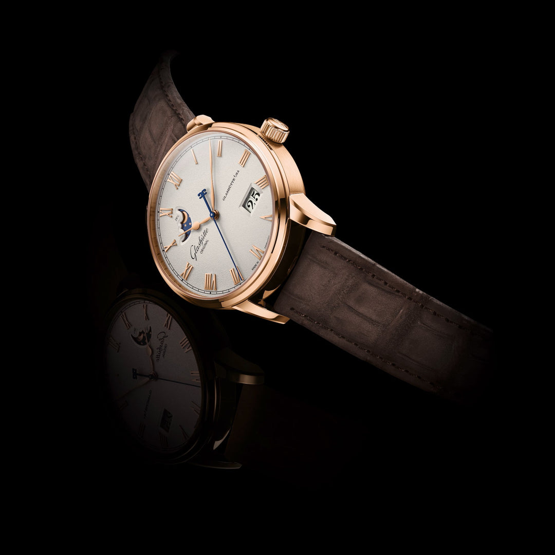 Glashütte Original - Senator Excellence Panoramadatum Mondphase - 1-36-24-02-05-62 – Automatikwerk – Silber, Rotgold - 40 mm - Herrenuhr