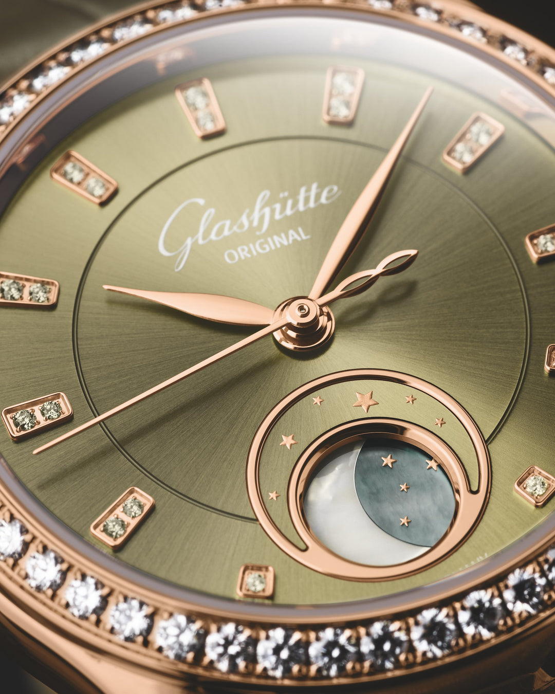 Glashütte Original - Serenade Luna mit der Referenz 1-35-14-05-15-04 mit Diamanten