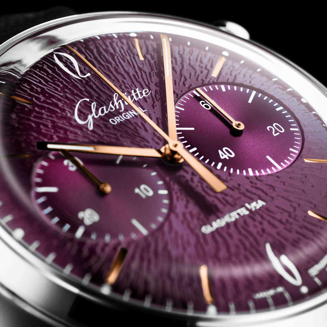 Glashütte Original - Sixties Chronograph Annual Edition 2026 - 1-39-34-08-22-04 – Automatikwerk – Lila - 42 mm - Herrenuhr in lila