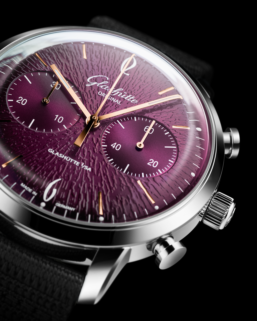 Glashütte Original - Sixties Chronograph Annual Edition 2026 - 1-39-34-08-22-04 – Automatikwerk – Lila - 42 mm - Herrenuhr aus Edelstahl