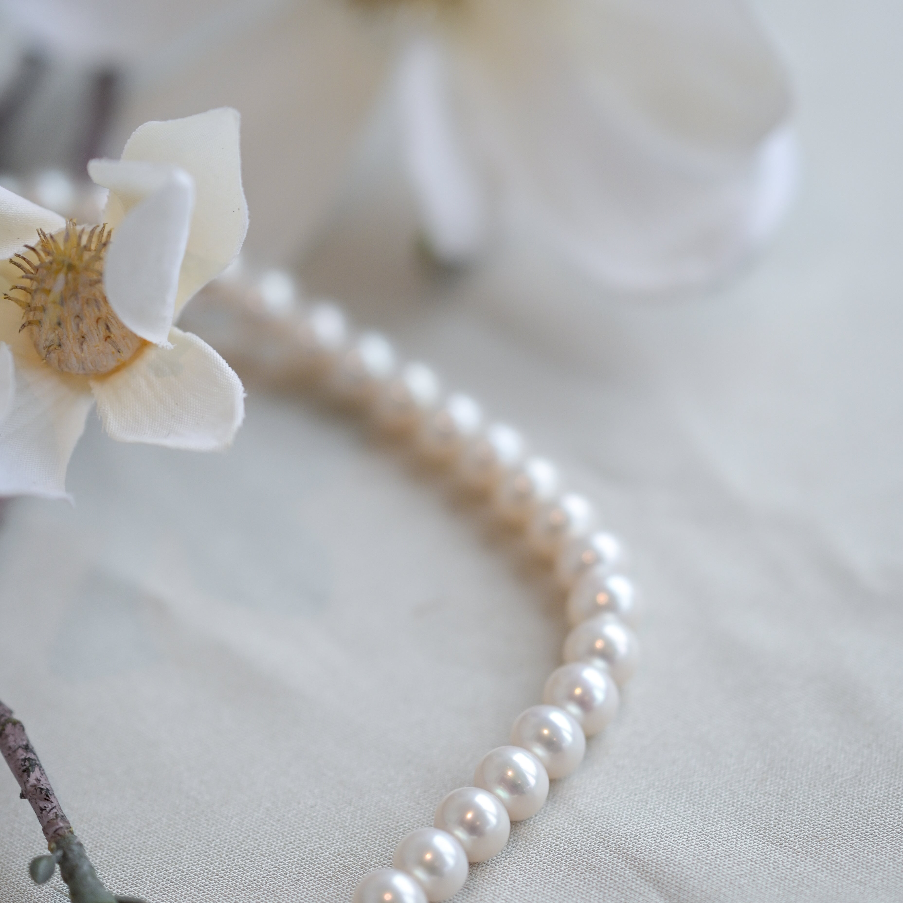 Perlenketten Stang aus Cremeweißen Perlen, Durchmesser je Perle ca. 10-11mm