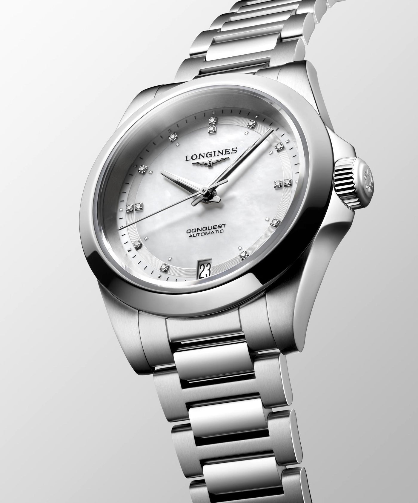 Longines - Conquest mit der Referenz L3.430.4.87.6 besteht aus Edelstahl. Der Durchmesser beträgt 34 mm