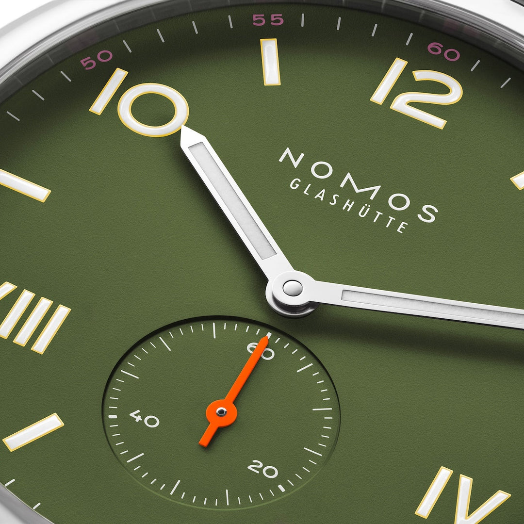 NOMOS Glashütte - Club Campus all olive - 739.GB – Handaufzugswerk – olivgrün - 38,5 mm - Herren- und Damenuhr in Mönchengladbach