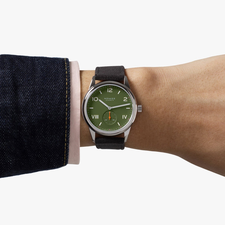 NOMOS Glashütte - Club Campus all olive - 739.GB – Handaufzugswerk – olivgrün - 38,5 mm - Herren- und Damenuhr Krebber MG