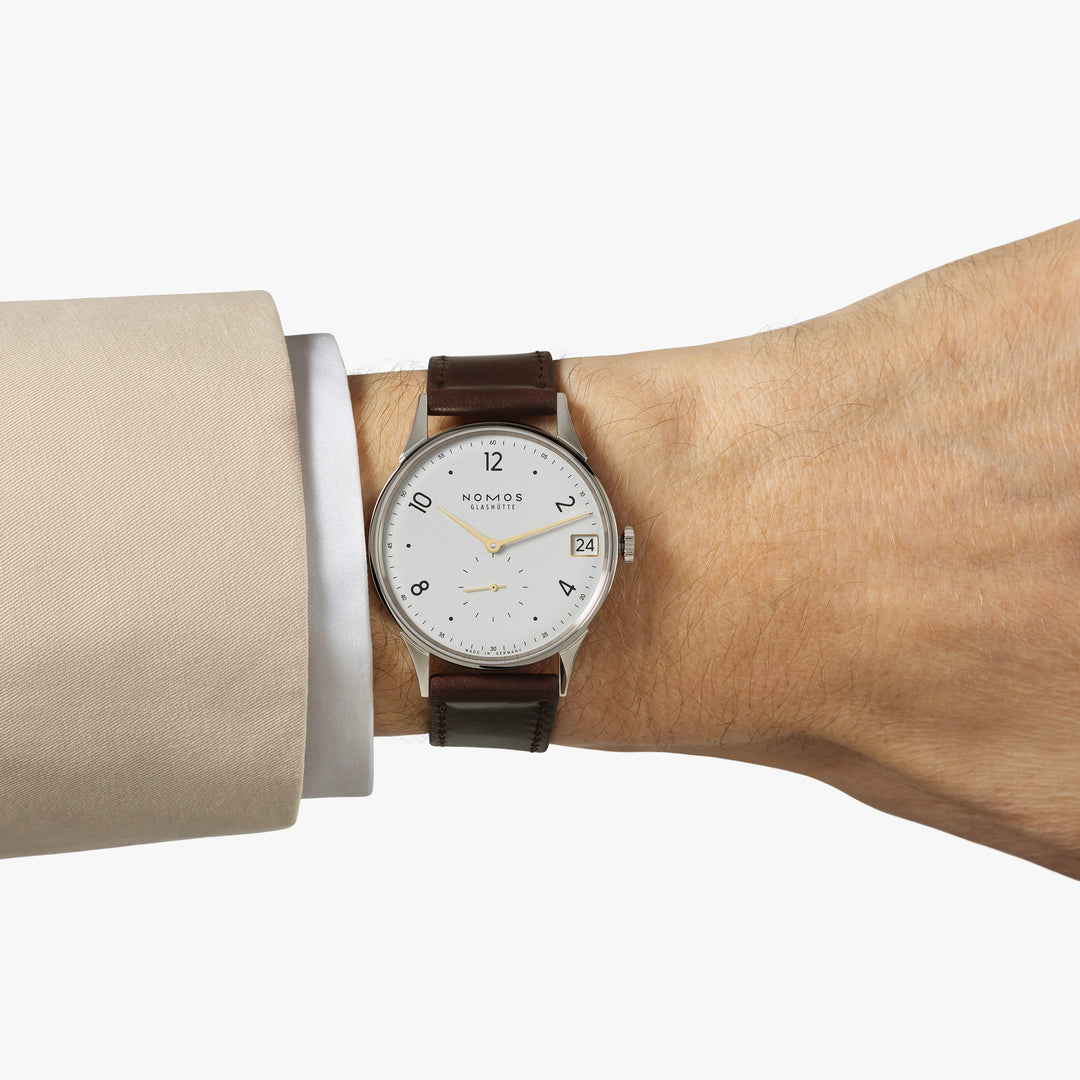 NOMOS Glashütte - Minimatik Datum gold – Handaufzugswerk – weiß - 39,5 mm - Herrenuhr
