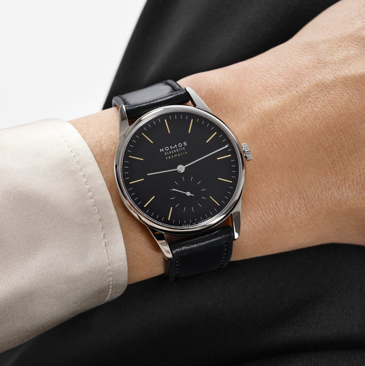 NOMOS Glashütte - Orion neomatik new black mit der Referenz 396 