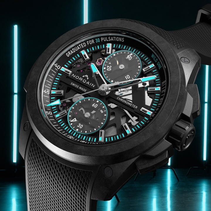 NORQAIN - Wild ONE Skeleton Chrono - N3002.40Q01.B07 – Automatik-Chronographenwerk – schwarz, türkis - 42 mm - Herrenuhr miT Kautschikband in schwarz