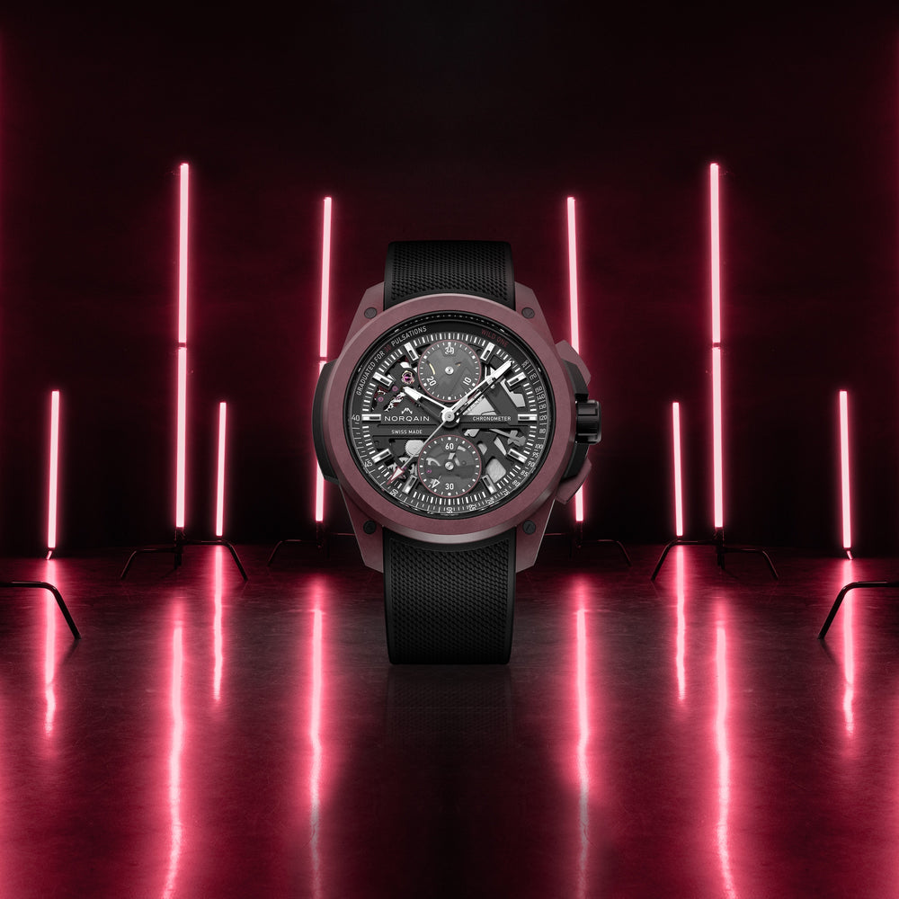 NORQAIN - Wild ONE Skeleton Chrono Limited Edition - N3002.40Q02.B01 – Automatik-Chronographenwerk – schwarz, dunkelrot - 42 mm - Herrenuhr bei Juwelier Krebber