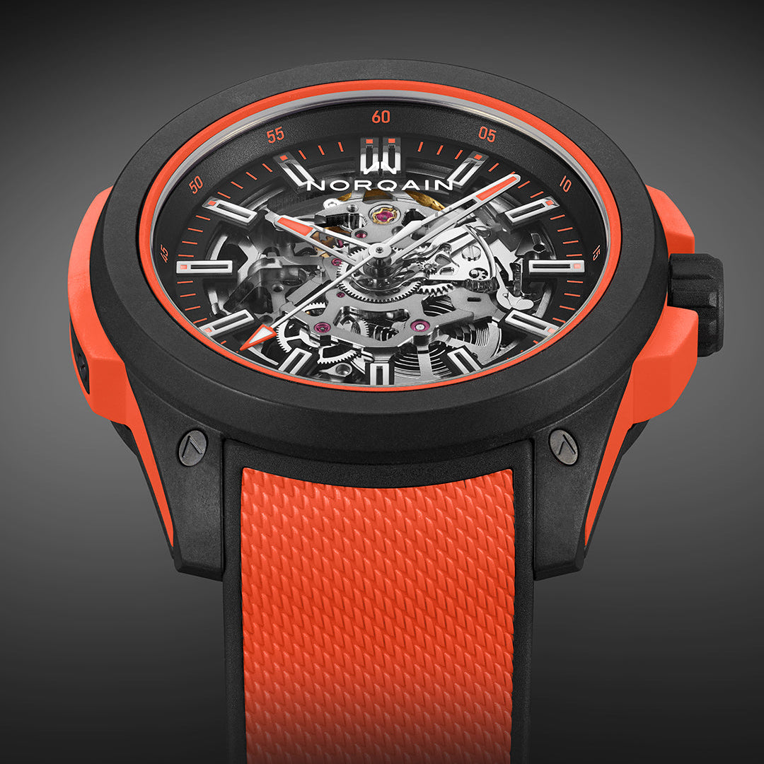 NORQAIN - Wild ONE Skeleton Coral - N3000.07Q31.B13 – Automatikwerk – rot, schwarz - 42 mm - Herrenuhr bei Juwelier Krebber in Mönchengladbach