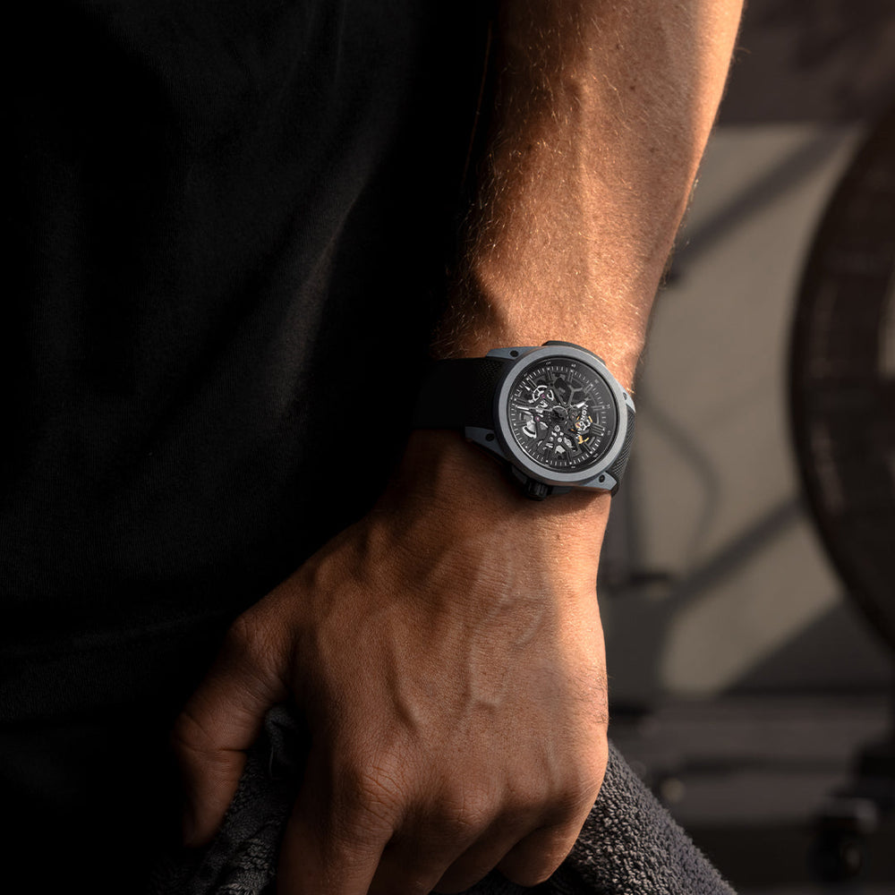 NORQAIN - Wild ONE Skeleton Grey - N3000.07Q42.B18 – Automatikwerk – schwarz - 42 mm - Herrenuhr bei Juwelier Krebber