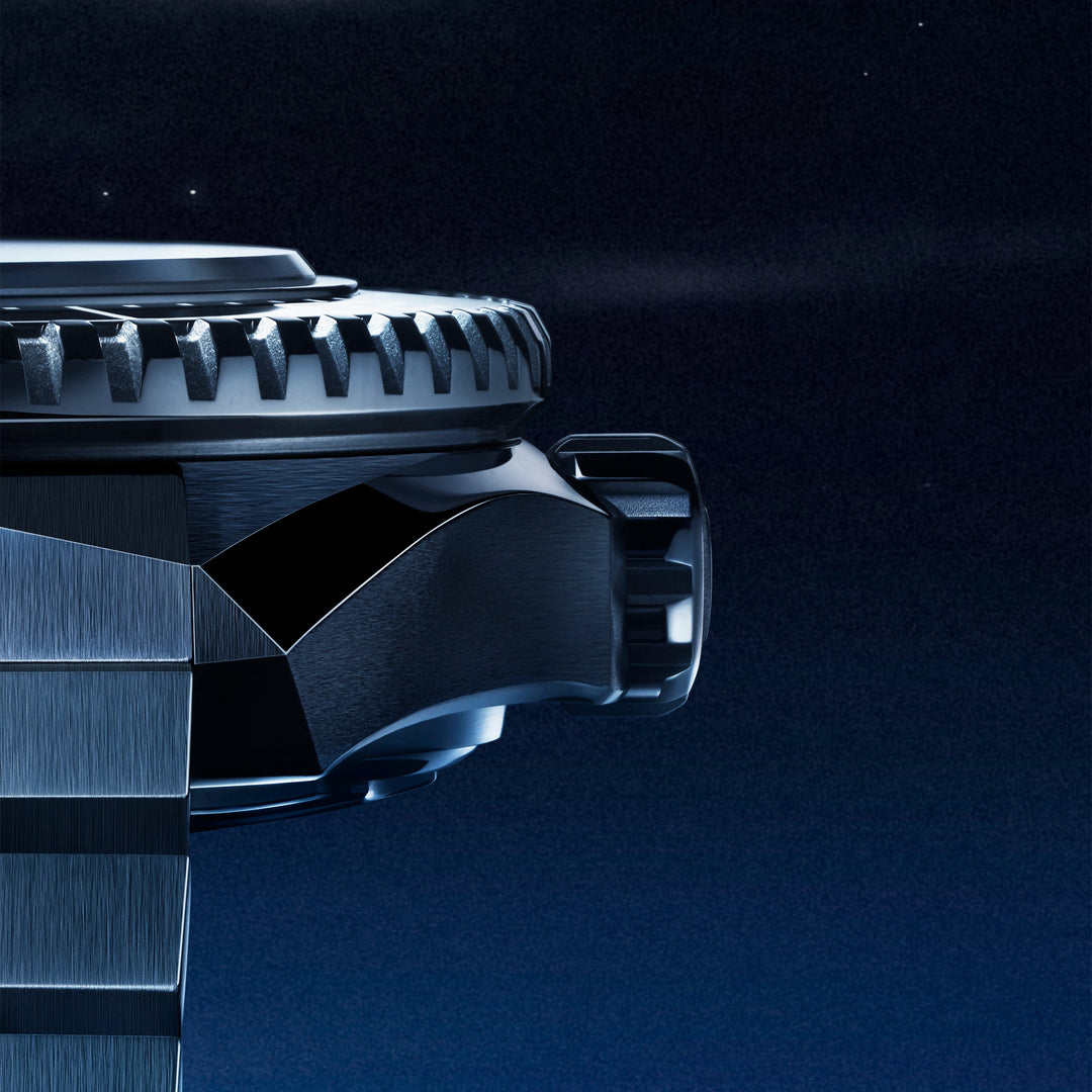 OMEGA - Seamaster Planet Ocean 600M - 217.30.42.21.01.001 – Automatikwerk – schwarz - 42 mm - Herrenuhr mit verschraubter Krone