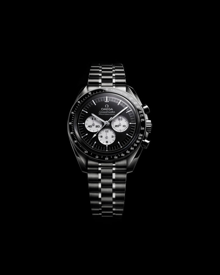 OMEGA - Speedmaster Moonwatch Professional - 310.30.42.50.01.004 – Handaufzug – schwarz - 42 mm - Herrenuhr bei Juwelier Krebber in Mönchengladbach