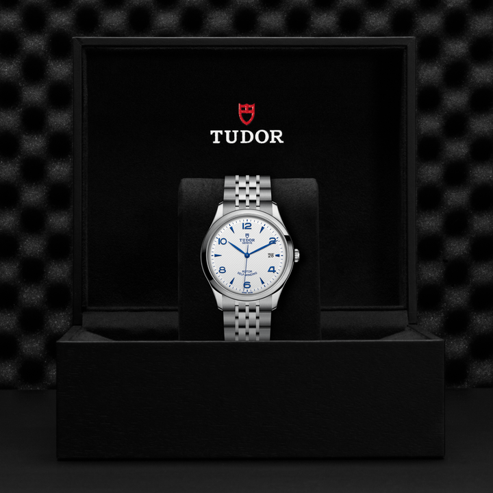 TUDOR - 1926 - M91650-0005 – Automatikwerk – weiß, blau - 41 mm - Herrenuhr bei Juwelier Krebber in Mönchengladbach