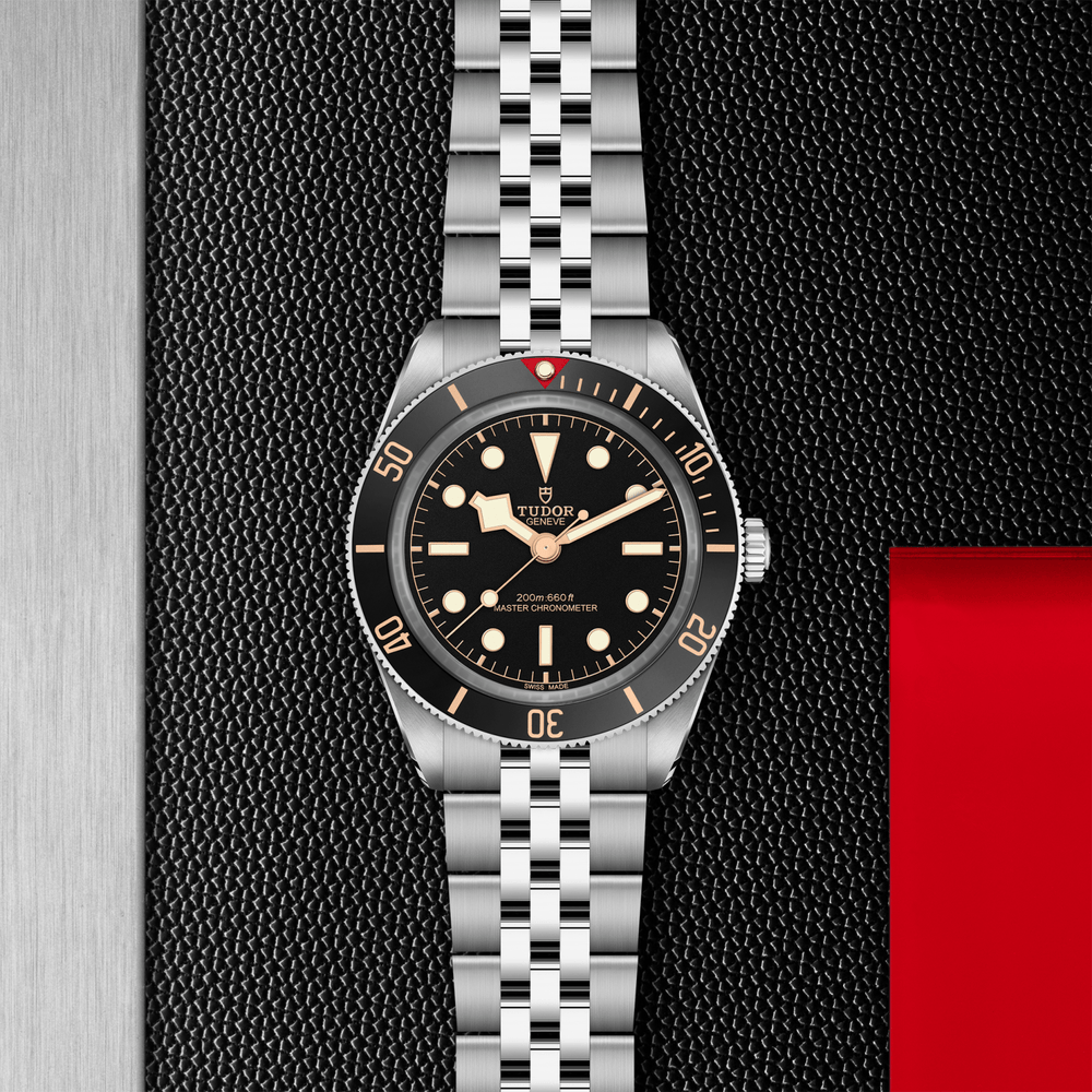 TUDOR Black Bay 58 – M7939A1A0NU-0001 - Automatikwerk – schwarz - 39 mm - Herrenuhr  bei Juwelier Krebber 