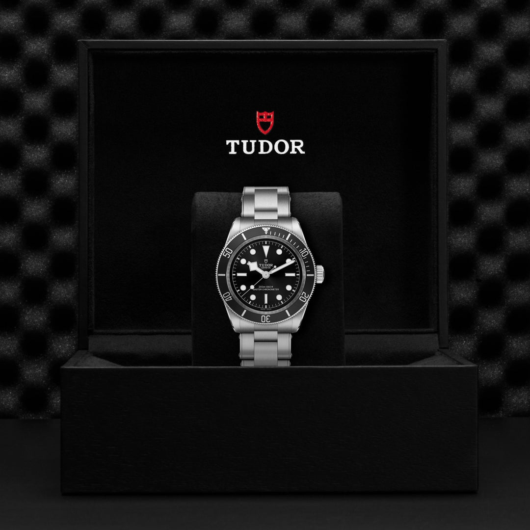 TUDOR - Black Bay