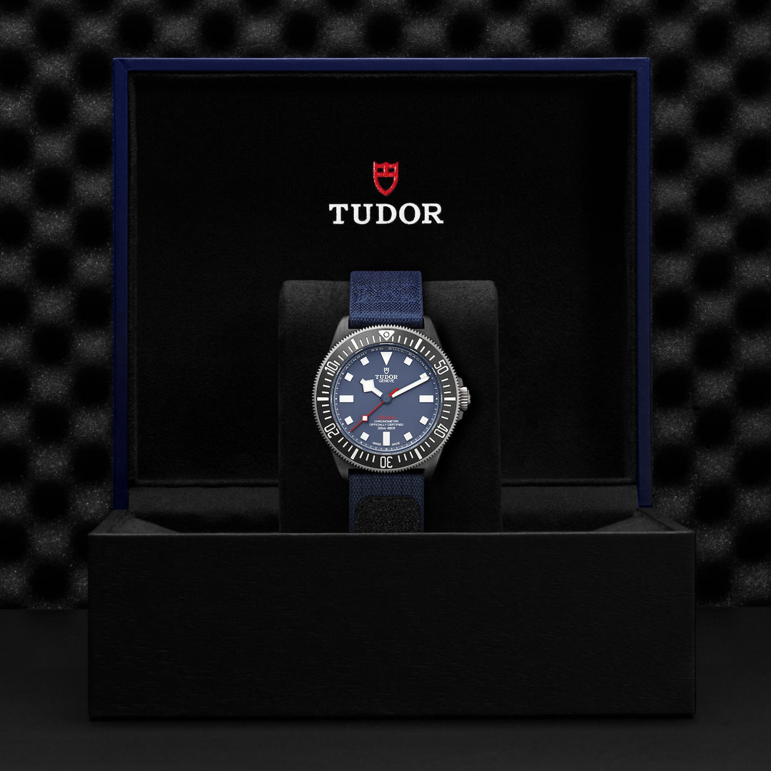 TUDOR - Pelagos FXD "Alinghi Red Bull Racing Edition" - M25707KN-0001 – Automatikwerk – blau - 42 mm - Herrenuhr
