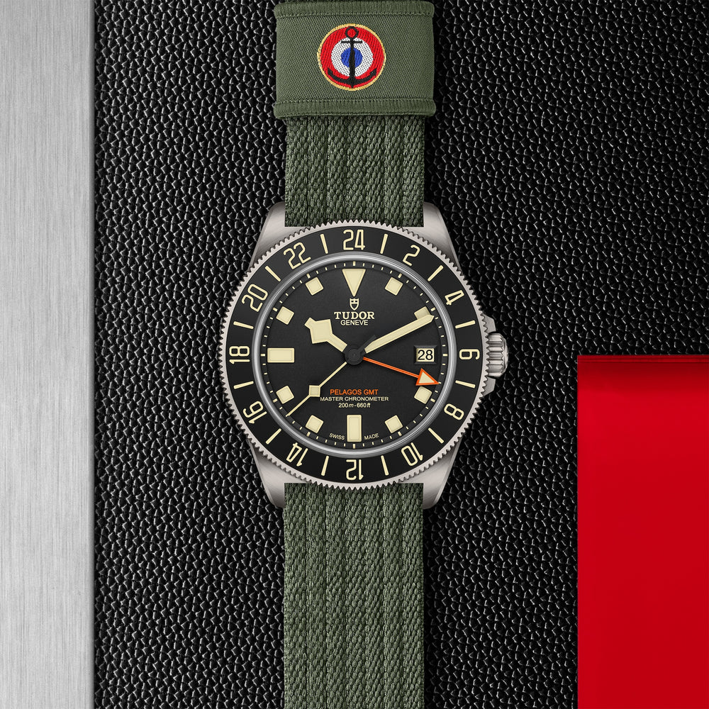 TUDOR - Pelagos FXD GMT - M2542G247NU-0002 – Automatikwerk – schwarz - 42 mm - Herrenuhr Französische Marine
